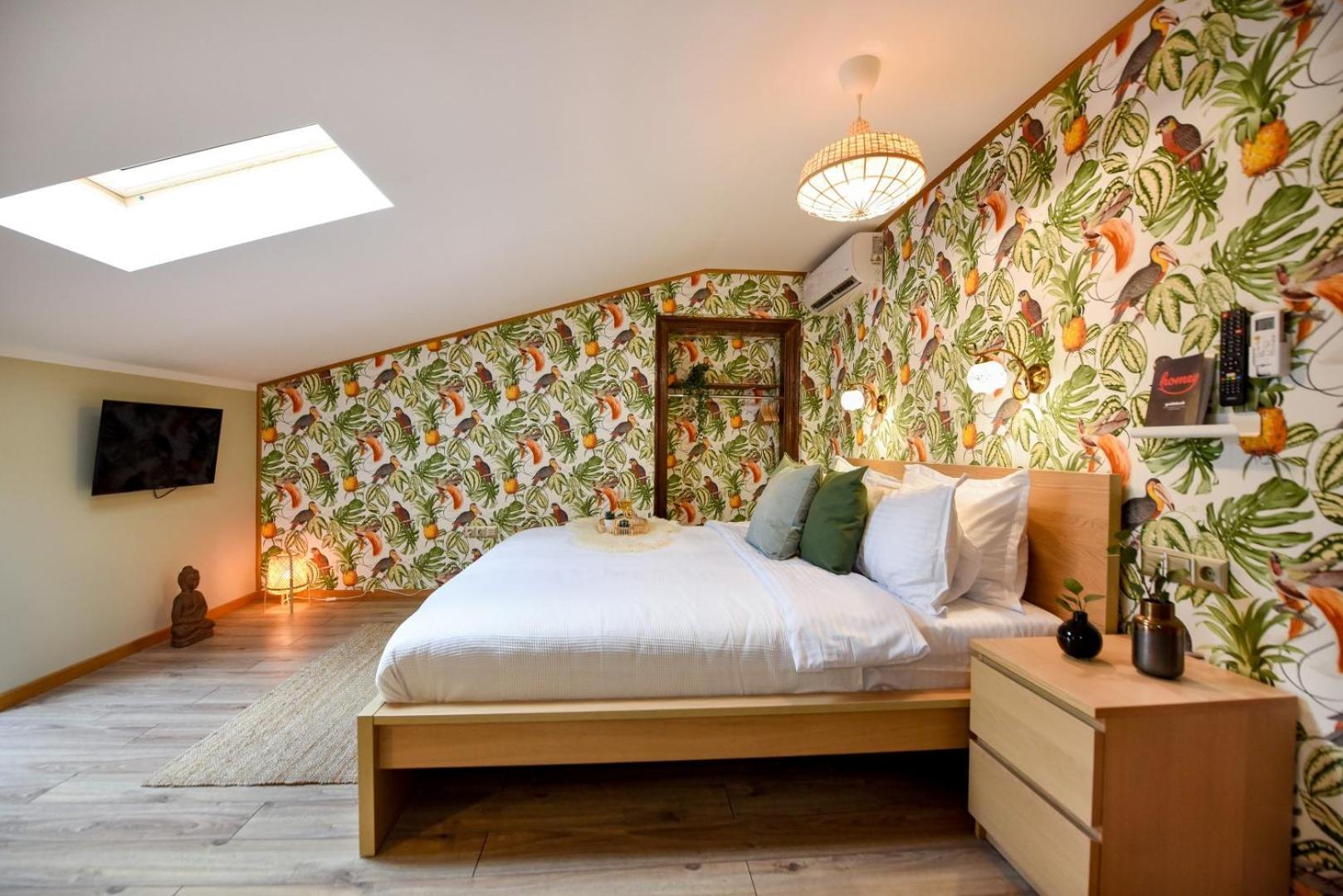 Historic Charm, Modern Comfort - Accommodation In The Heart Of The Old Town บูคาเรสต์ ห้อง รูปภาพ
